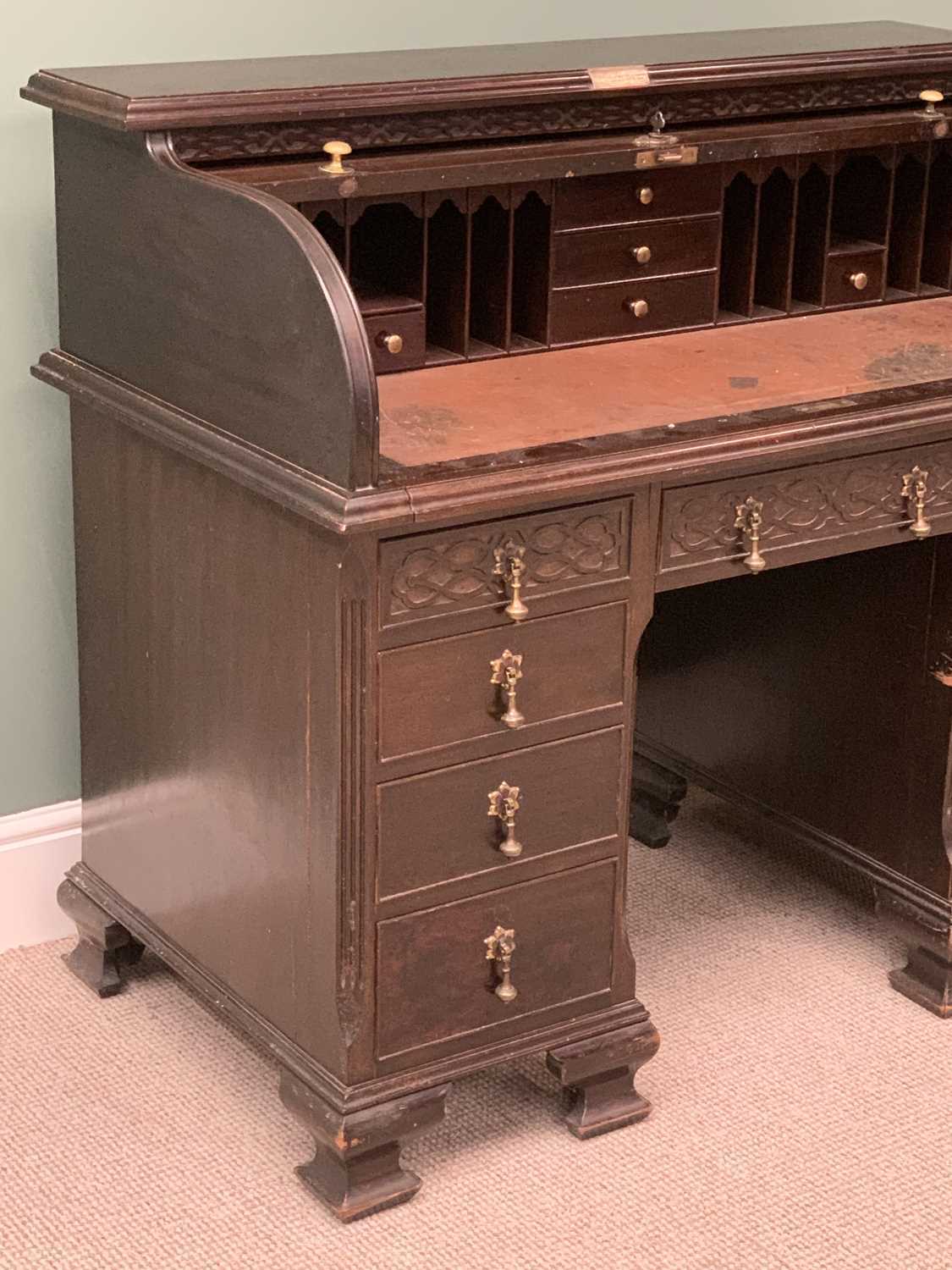 CIRCA 1900 MAHOGANY ROLL TOP DESK, quality example with twin pedestals having a tambour top, fine - Image 4 of 4