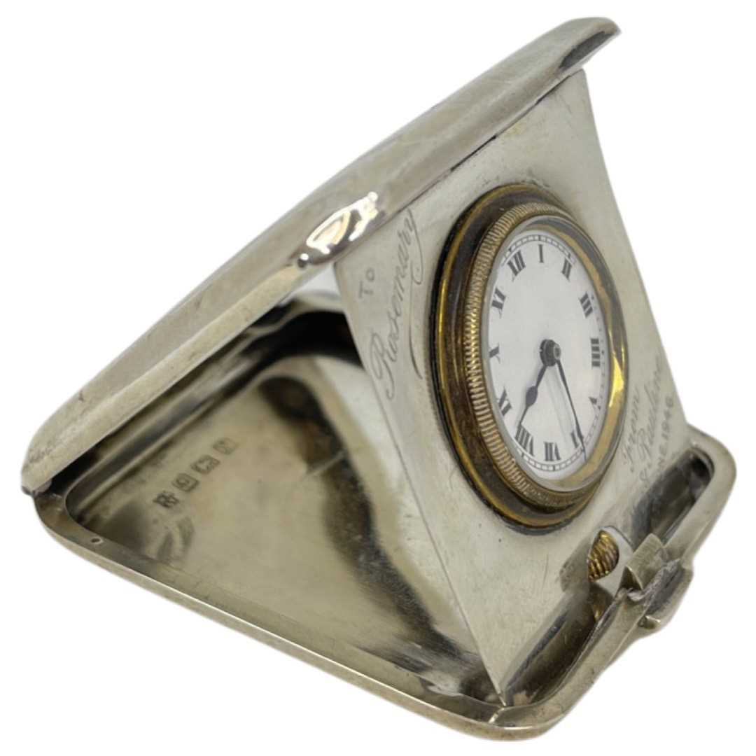 Unusual Silver Pocket Travelling Clock. 61 g. Birmingham 1923, Walker and Hall - Image 2 of 4