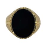 14ct Gold and Onyx Signet Ring, Size 9.25 / Size R 1/2 5.2g