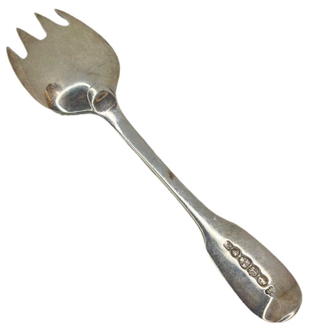 Rare Provincial Fiddle Pattern Silver Spork. 16 g. Newcastle 1852, Reid and Sons - Image 2 of 3