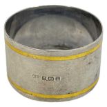 Silver and Enamel Napkin Ring. 25 g. Birmingham 1930, Albert Sydenham