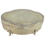 Small Silver Jewellery Box. 45 g. London 1914, Goldsmiths & Silversmiths