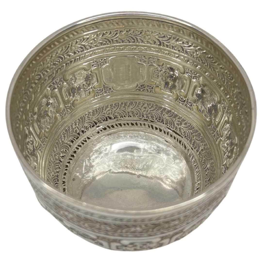 Indian Style Silver Bowl. 126 g. Gibson and Langman, London 1890 - Image 2 of 4