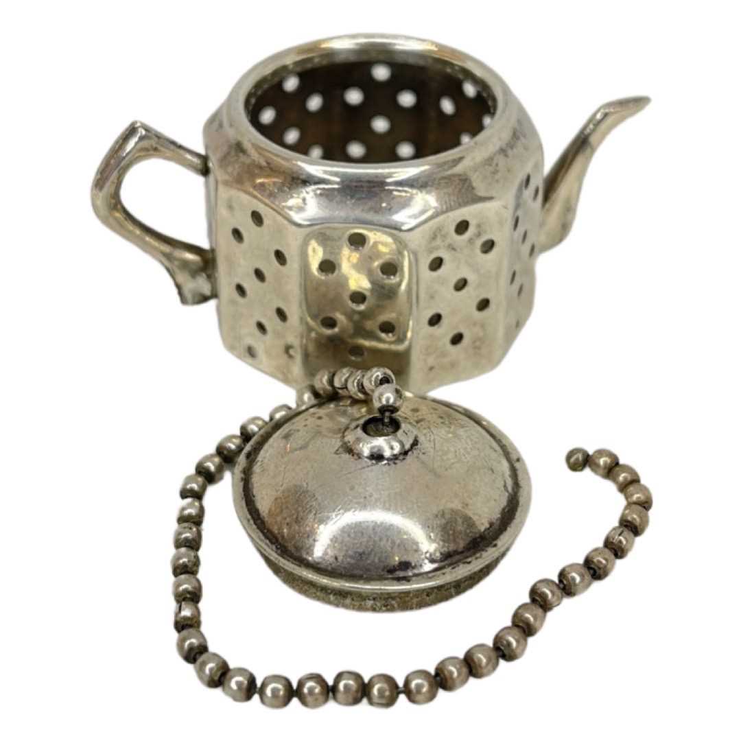 Silver Tea Strainer In a Figure Of A Tea Pot - Image 4 of 4