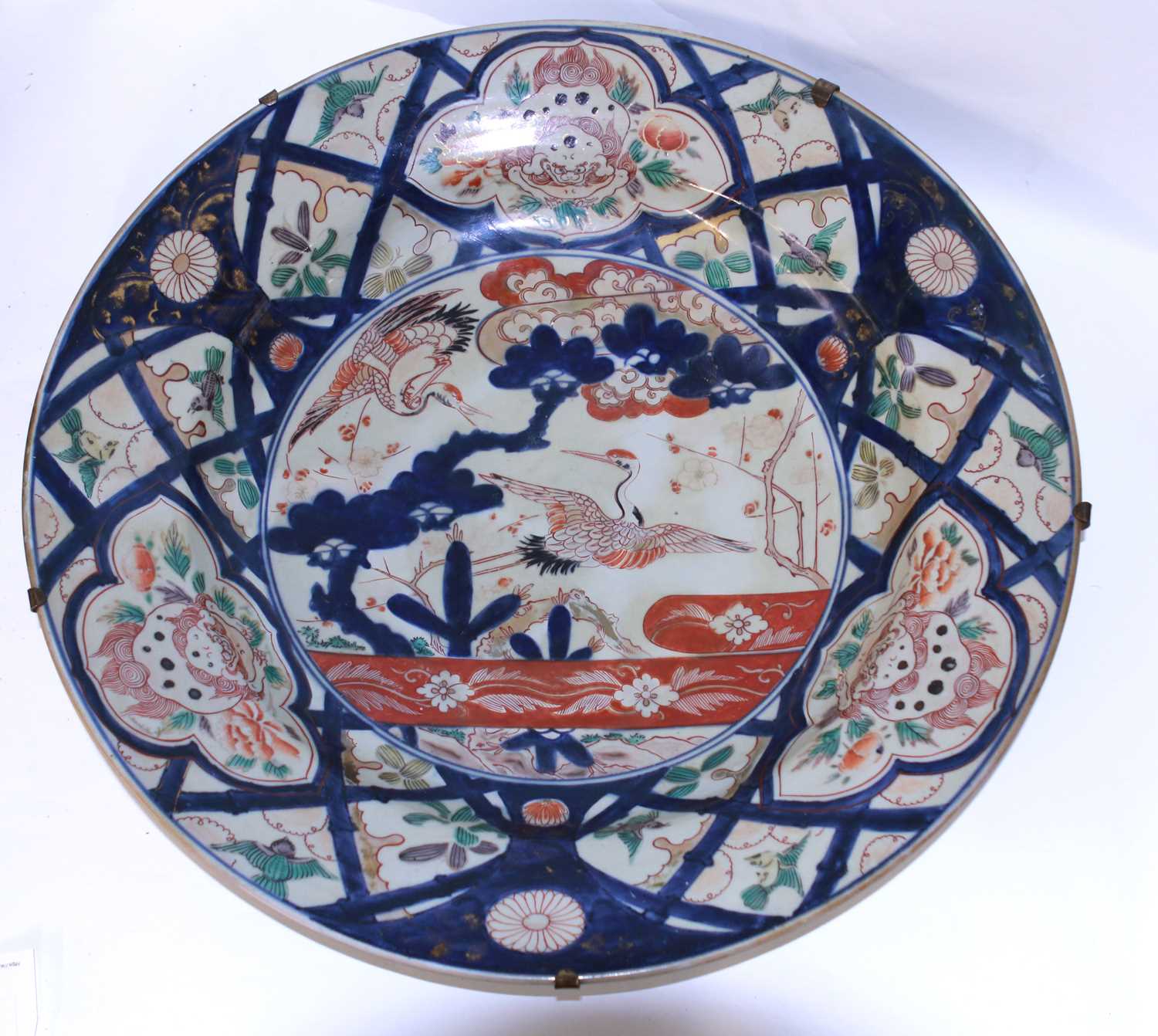 A Massive Imari Charger - 17th/18th Century - Image 3 of 3