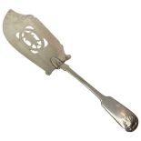 Provincial Fiddle Pattern Silver Fish Slice. 124 g. Newcastle 1840,