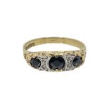 9ct Yellow Gold Sapphire and Diamond Trilogy Ring, London 1986, 1.6 grams
