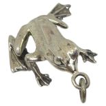 Silver Frog Pendant. 22 g. London c. 1970-1980, HJ