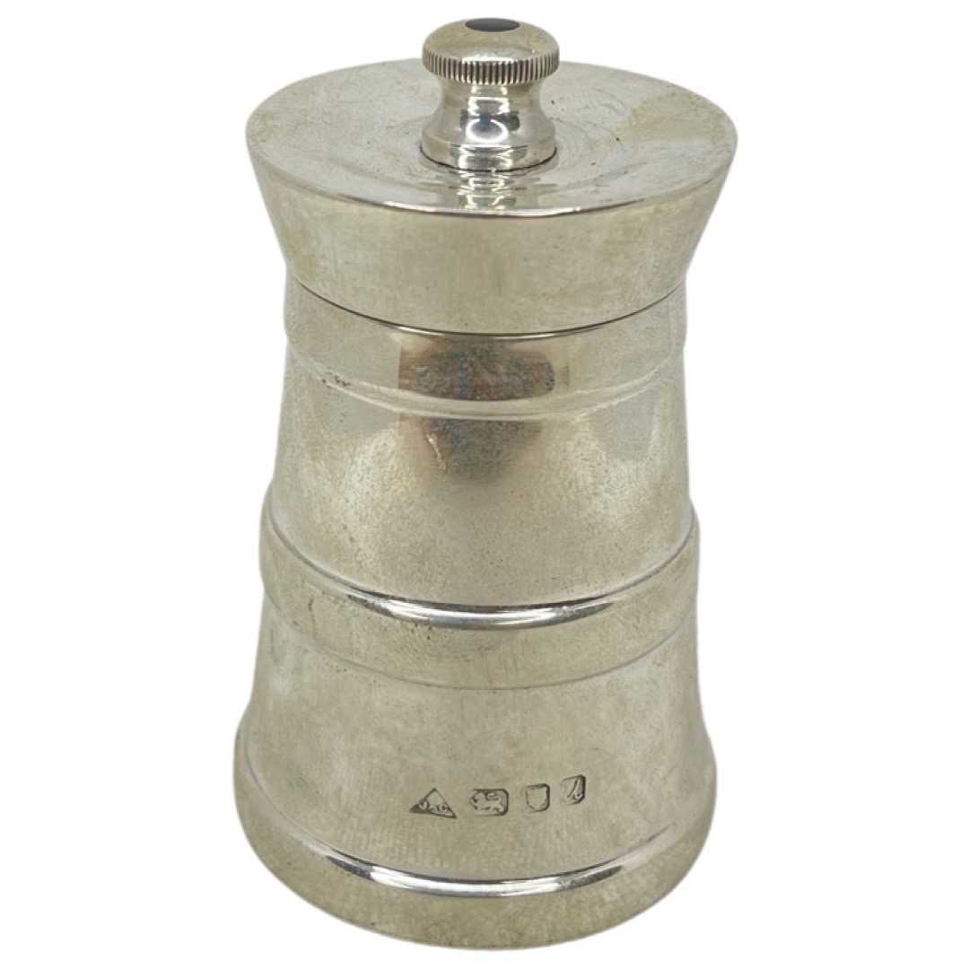 Silver and Enamelled Top Pepper Grinder. 119 g. all in. London 1994, Maker JAC