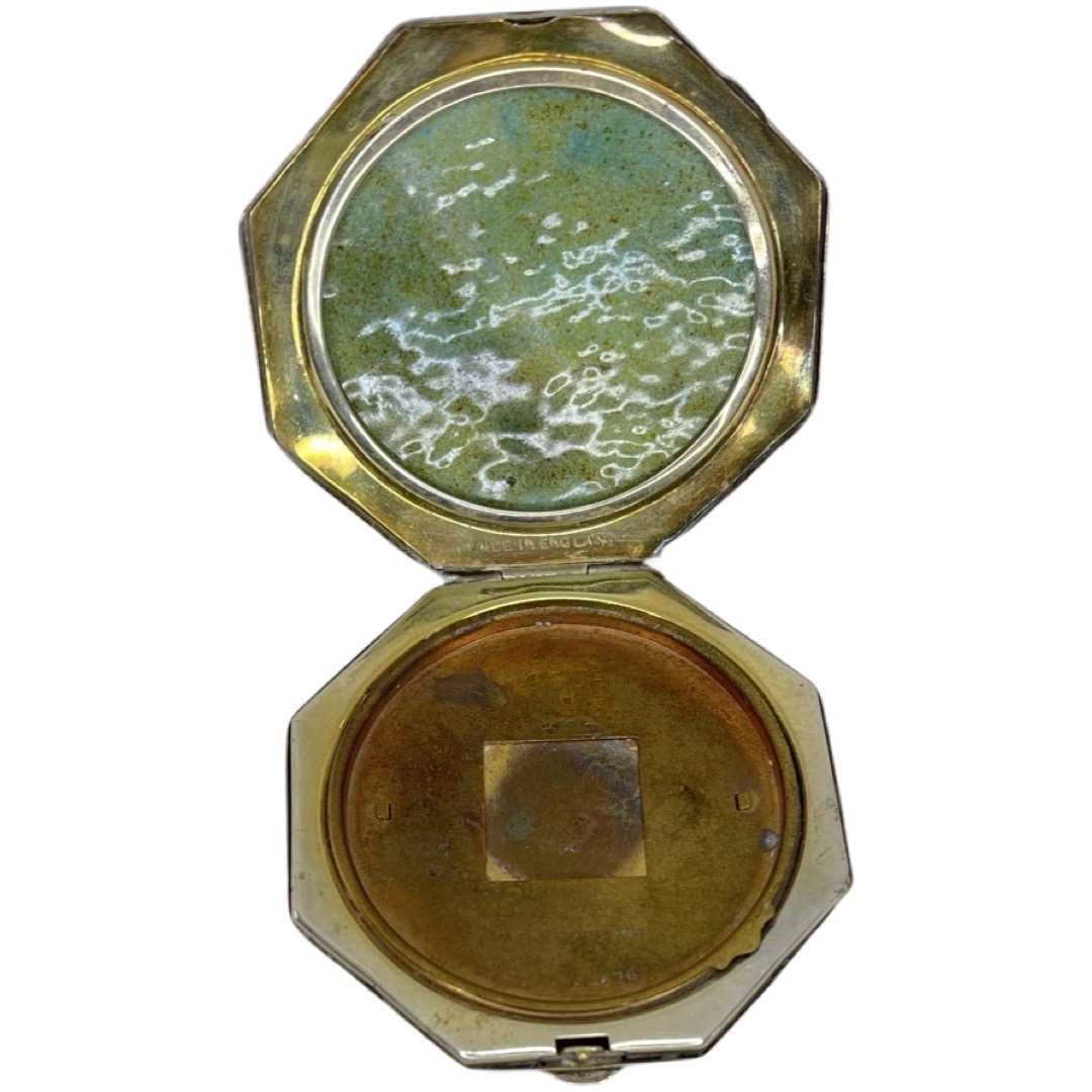 Silver and Green Enamel Compact. 60 g. Birmingham 1932, Maker BH & M - Image 2 of 2