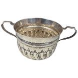 Queen Anne Style Victorian Silver Porringer 193g. London 1886, John Beresford