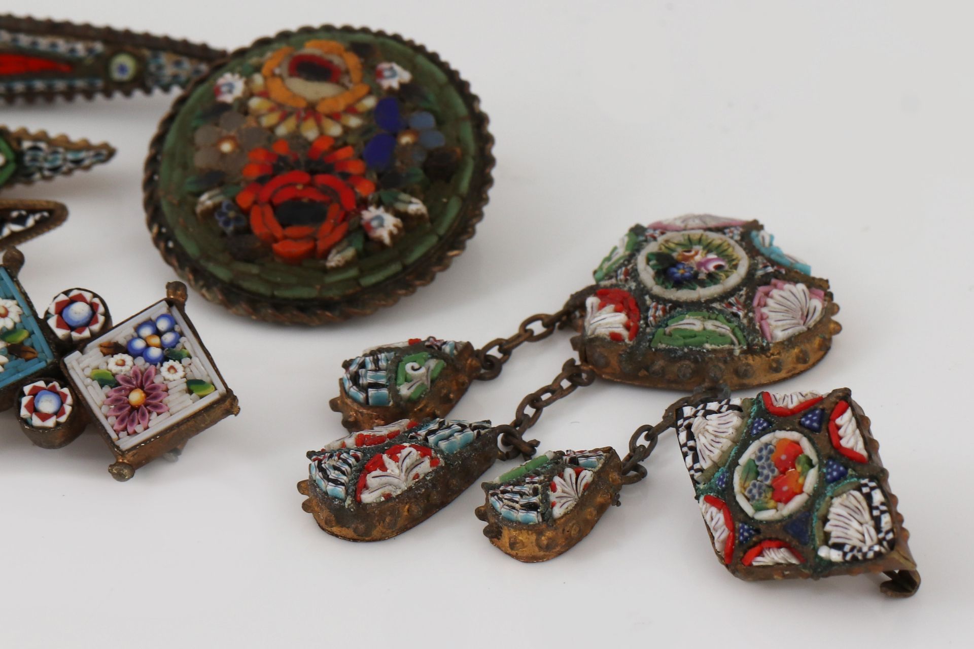 Konvolut Pietra dura/Mikromosaik-Schmuck des 19. Jahrhunderts - Bild 4 aus 5