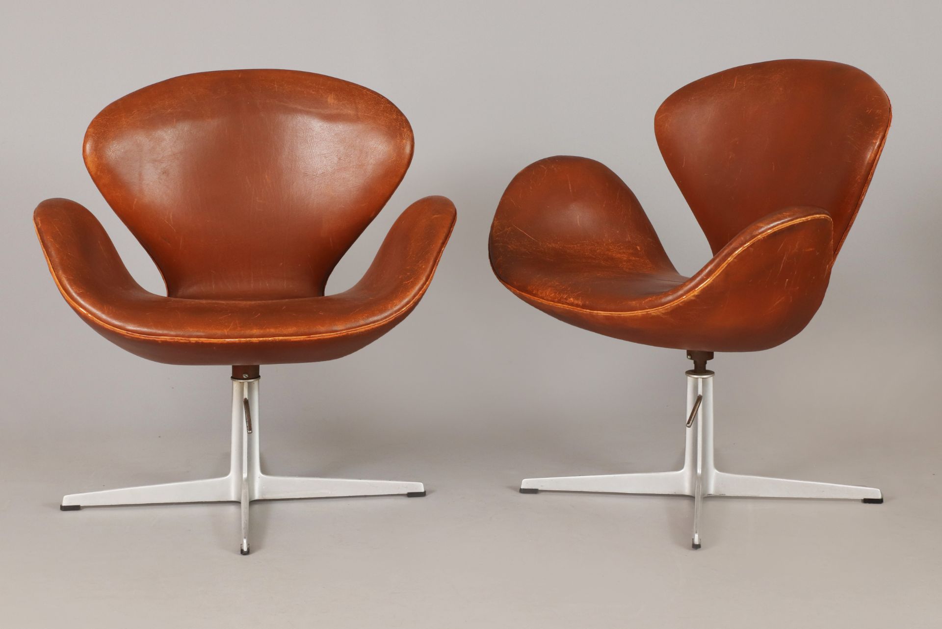 Paar Arne JACOBSEN Swan chairs - Bild 2 aus 5