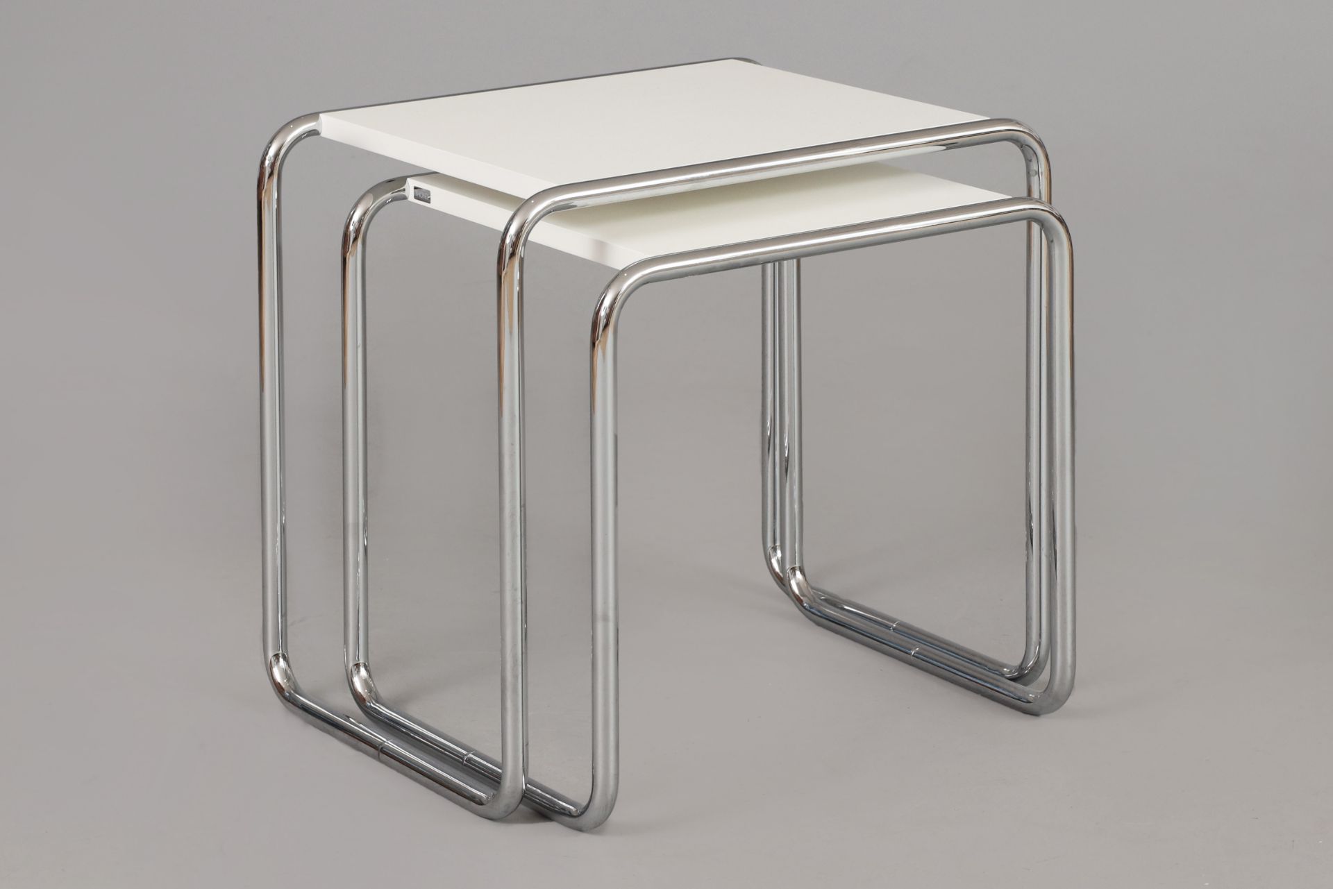 2 THONET Bauhaus Beistelltische ¨B 9¨