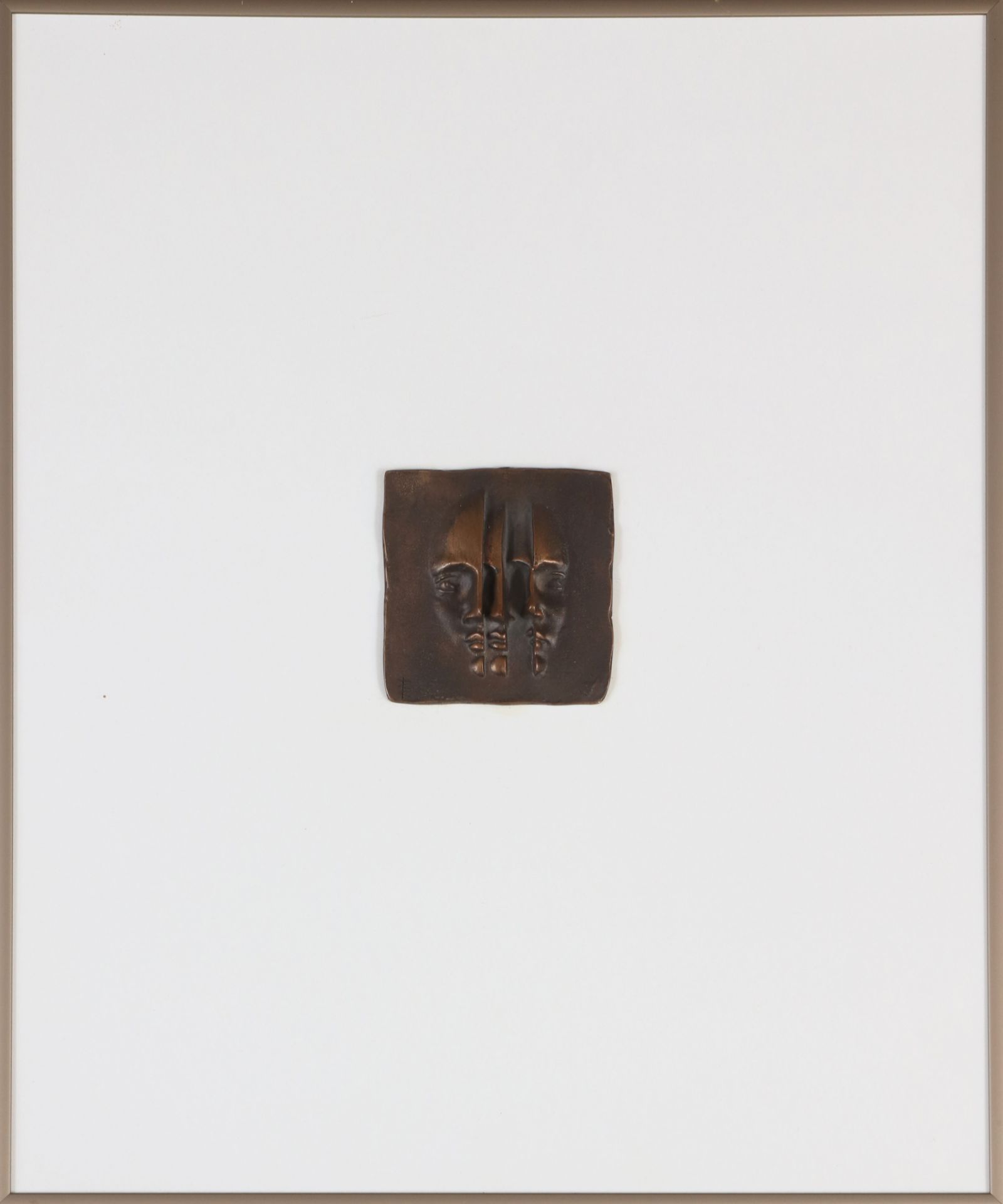 RENÉ BERTHET (1942) Bronzerelief ¨3 Gesichter im Profil¨