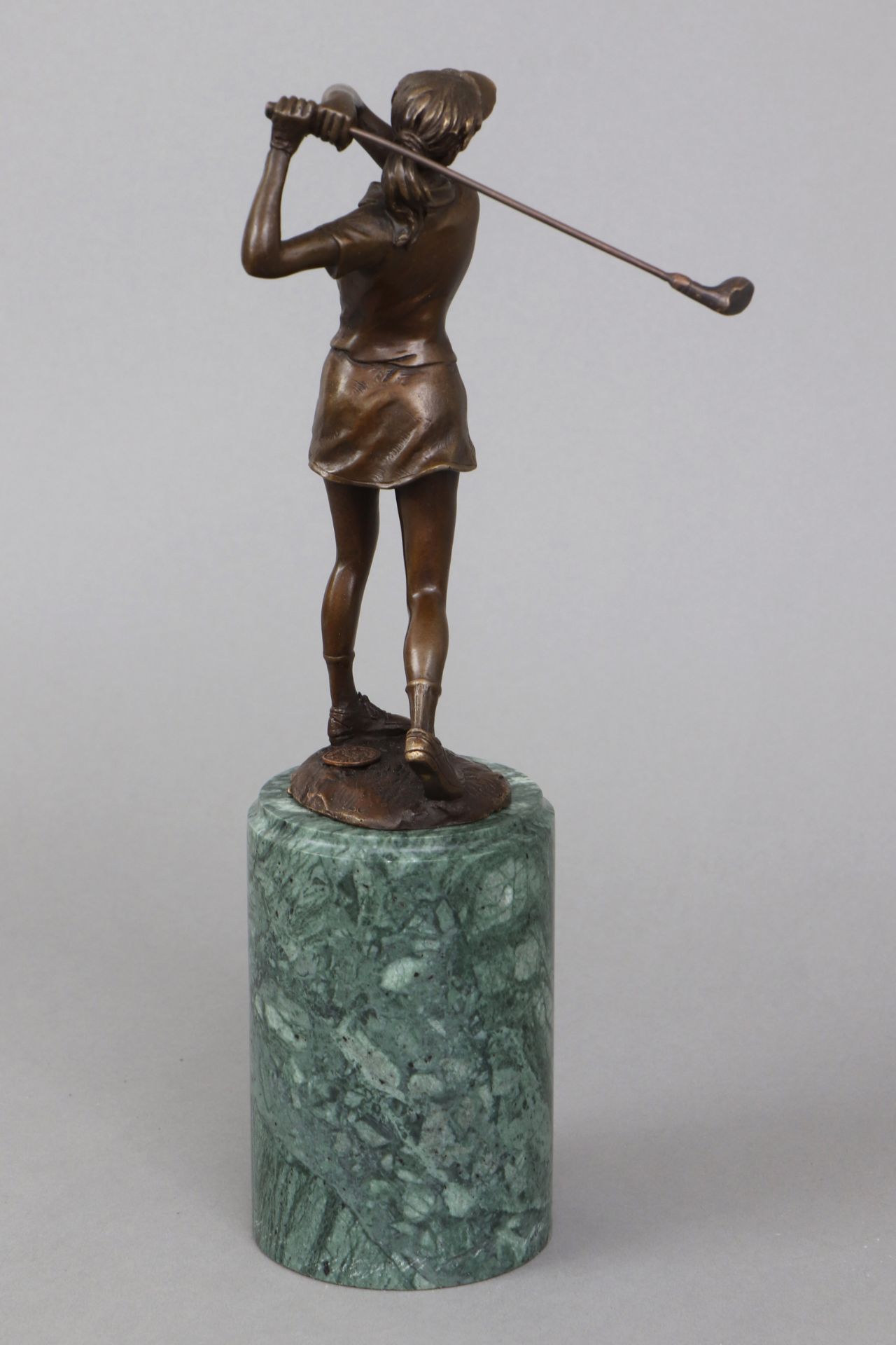 Bronzefigur ¨Golferin¨ - Image 2 of 4
