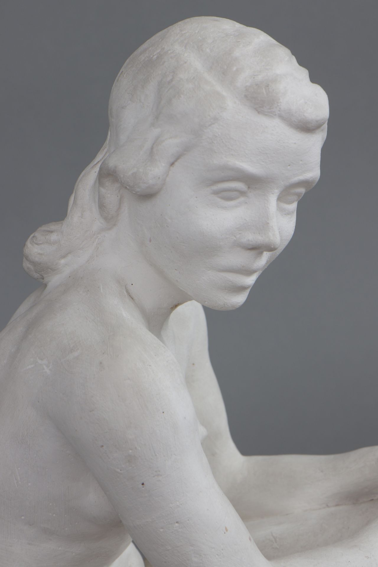 Gipsfigur, unbekannter Künstler, um 1930, ¨Sitzender weiblicher Akt¨ - Image 3 of 4