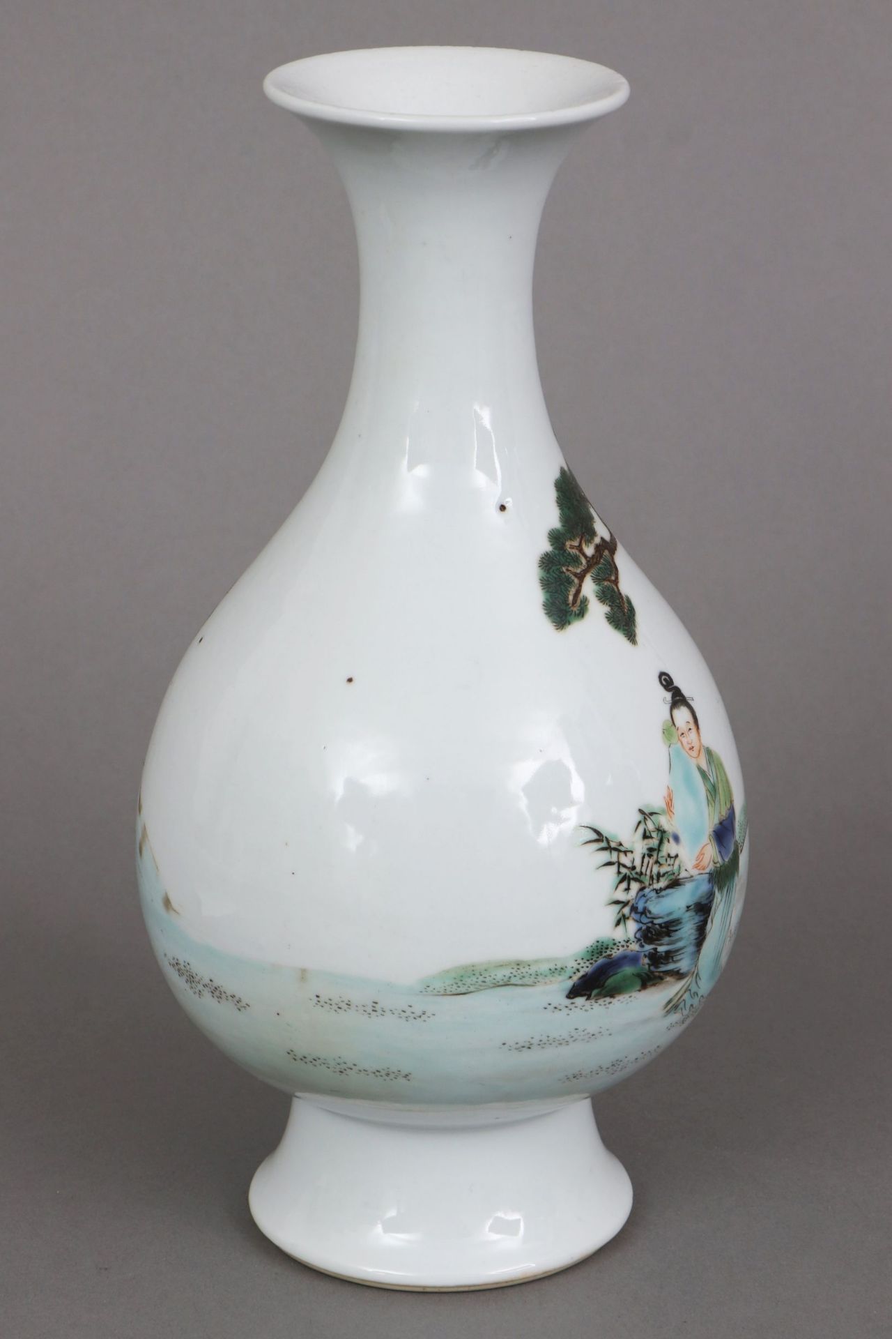 Chinesische Porzellanvase mit Fencai-Malerei - Bild 5 aus 5