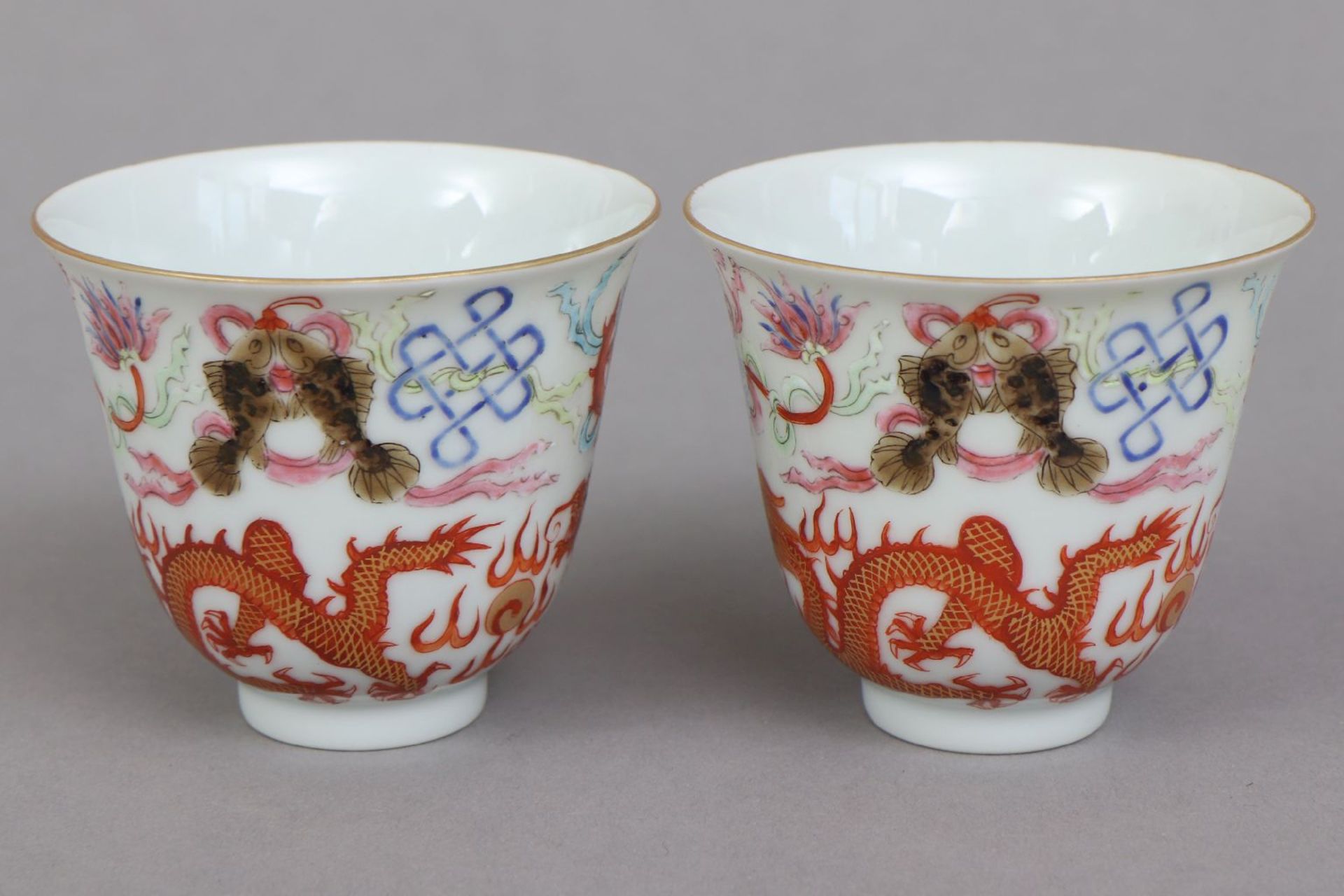 Paar chinesische Porzellankoppchen