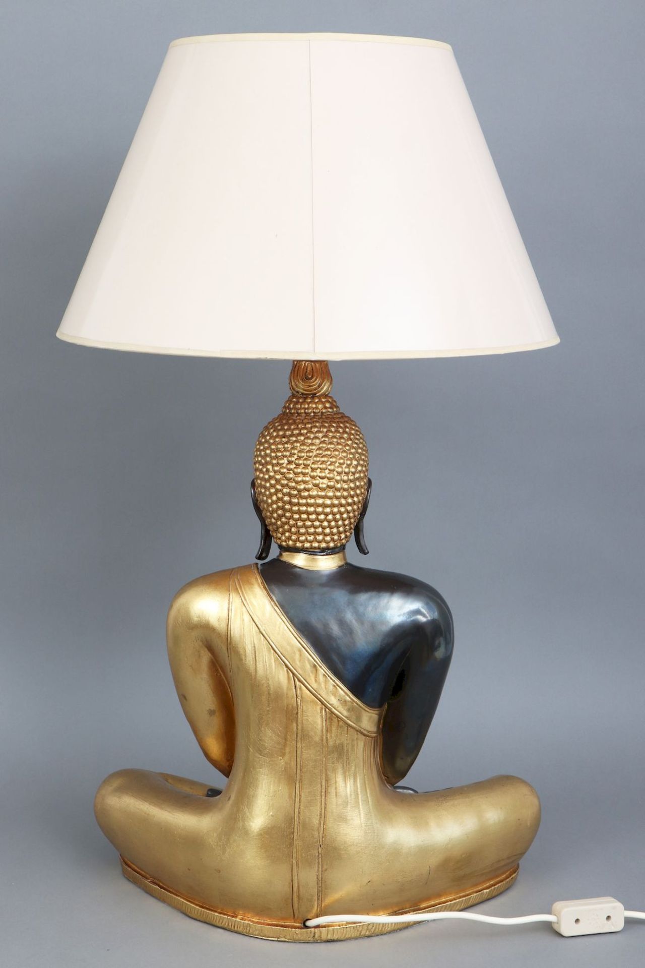 Tischlampe mit Fuß in Form einer asiatischen Buddhafigur - Image 4 of 4