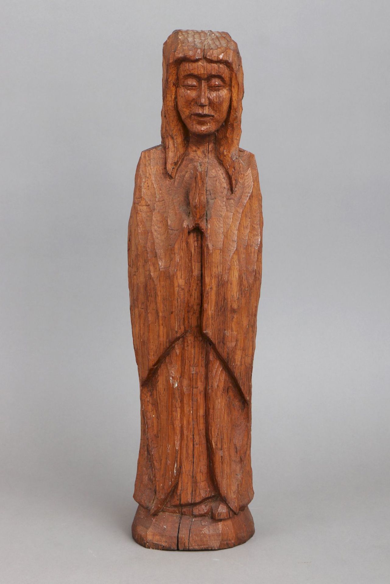 Expressionistische Holzschnitzfigur ¨Betende¨