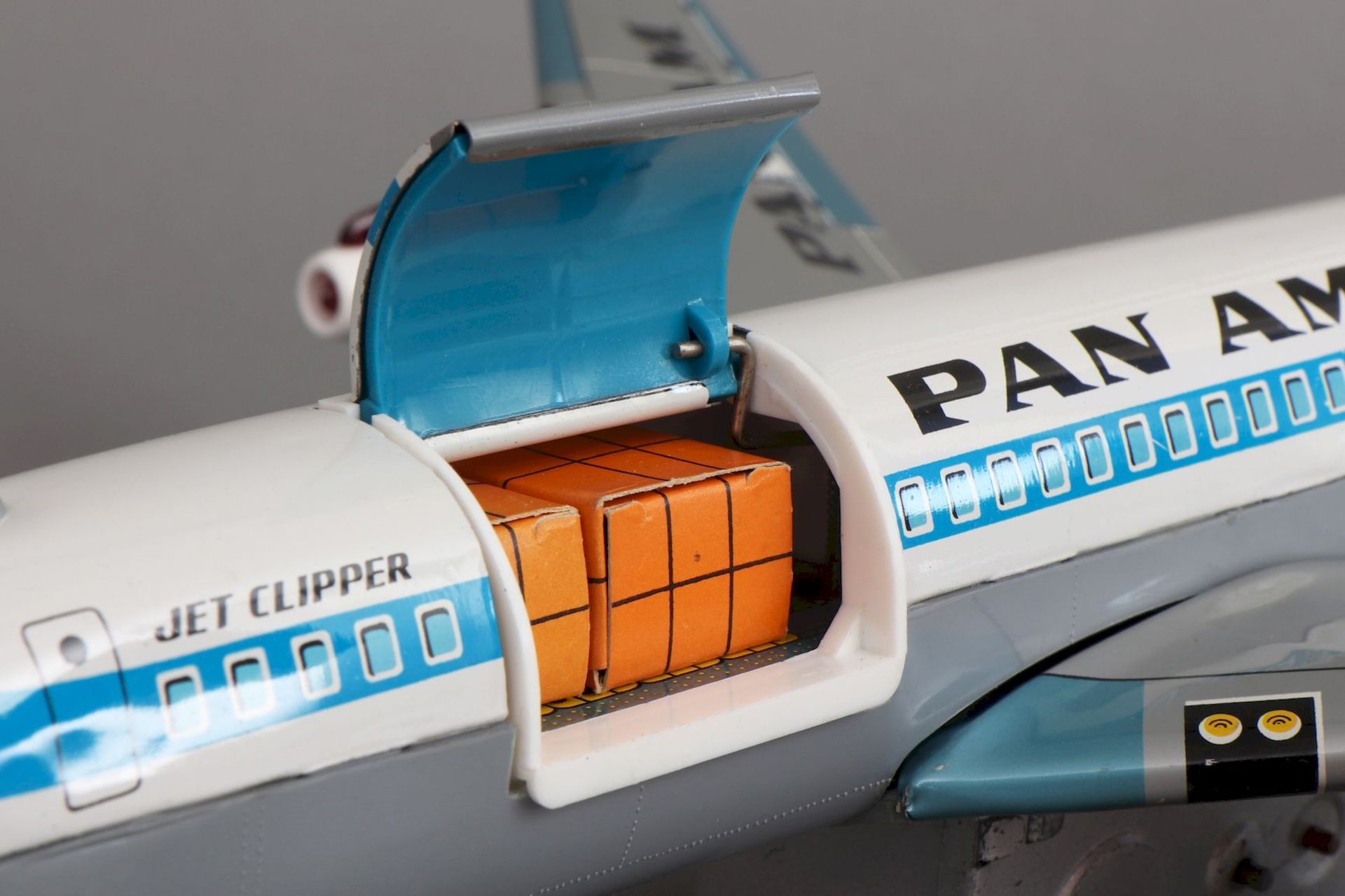 MARX Toys (Japan) ¨Pan American Jet Cargo Plane¨ - Bild 3 aus 4