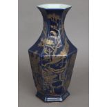 Chinesische 6-Kant-Vase