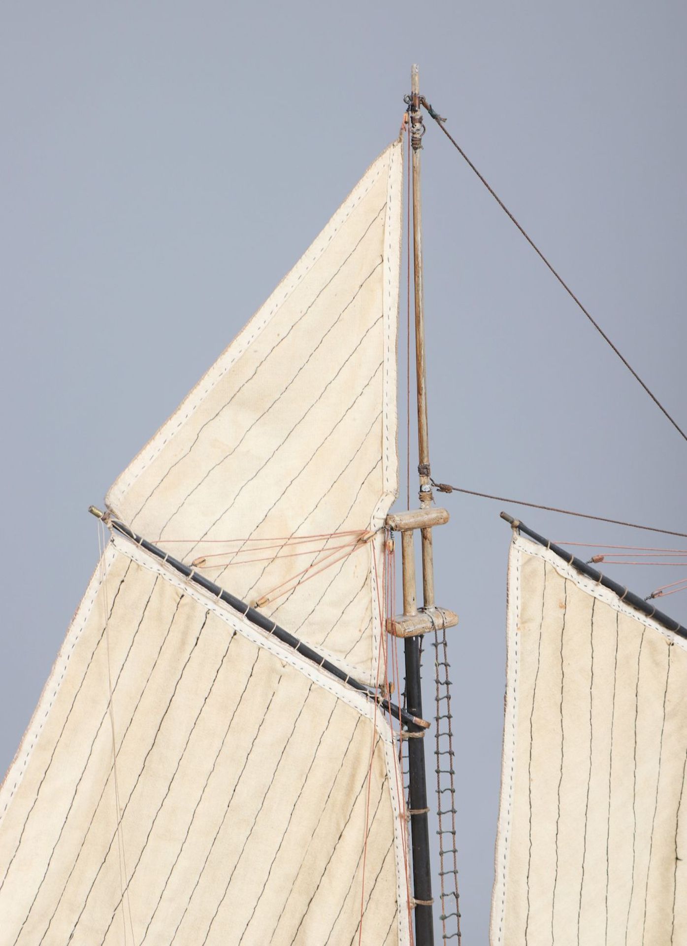 Modell eines Segelschiffs (Schoner-Yacht) ¨America¨ - Bild 4 aus 5