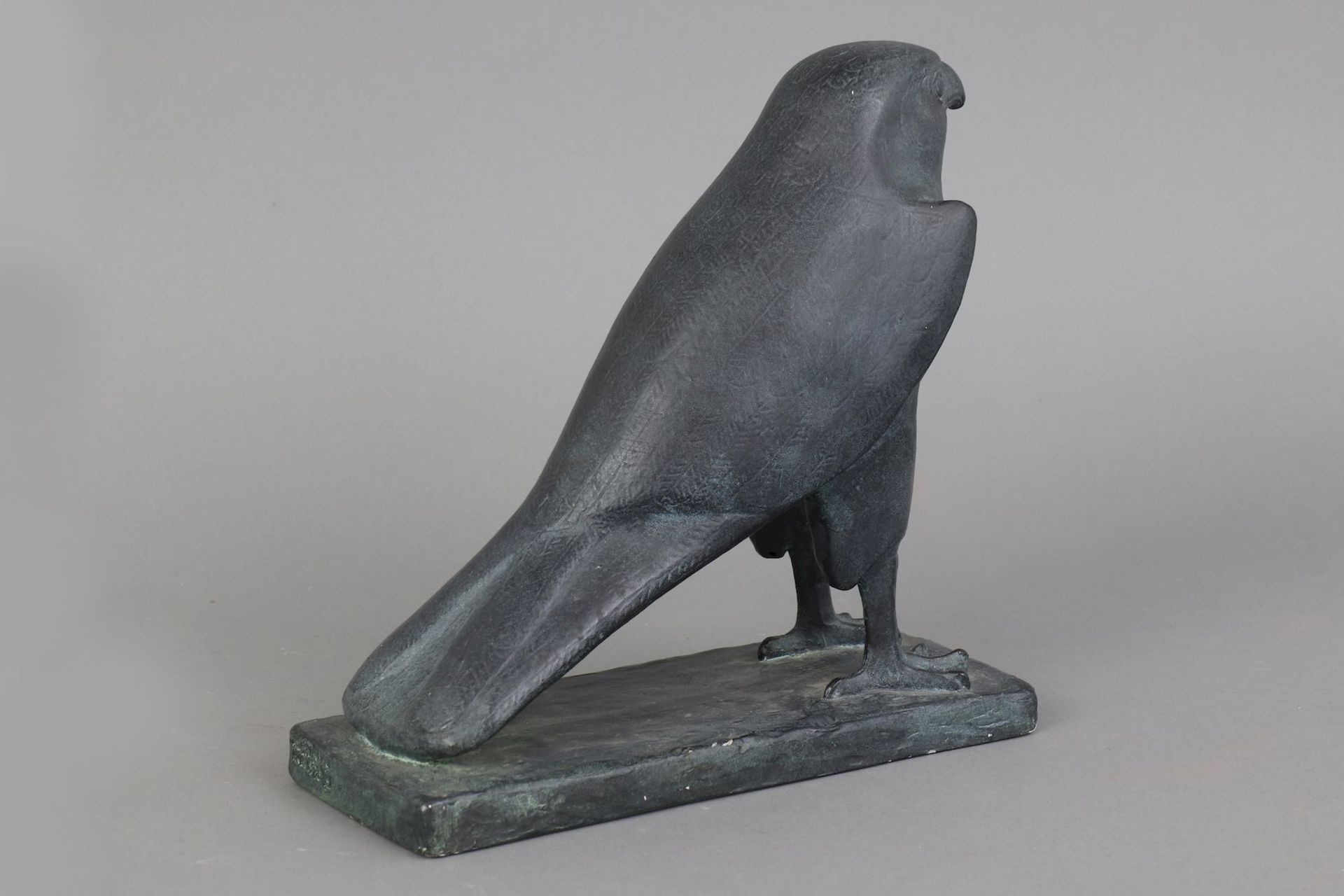 Gipsfigur eines ägyptischen Horos-Falken - Bild 2 aus 4