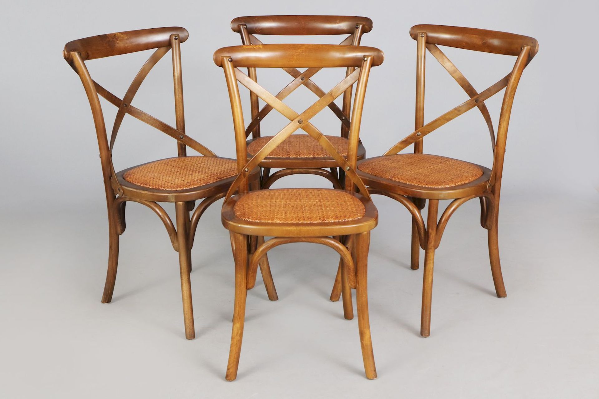 4 Bugholz ¨cross back¨ Stühle im Stile Thonet