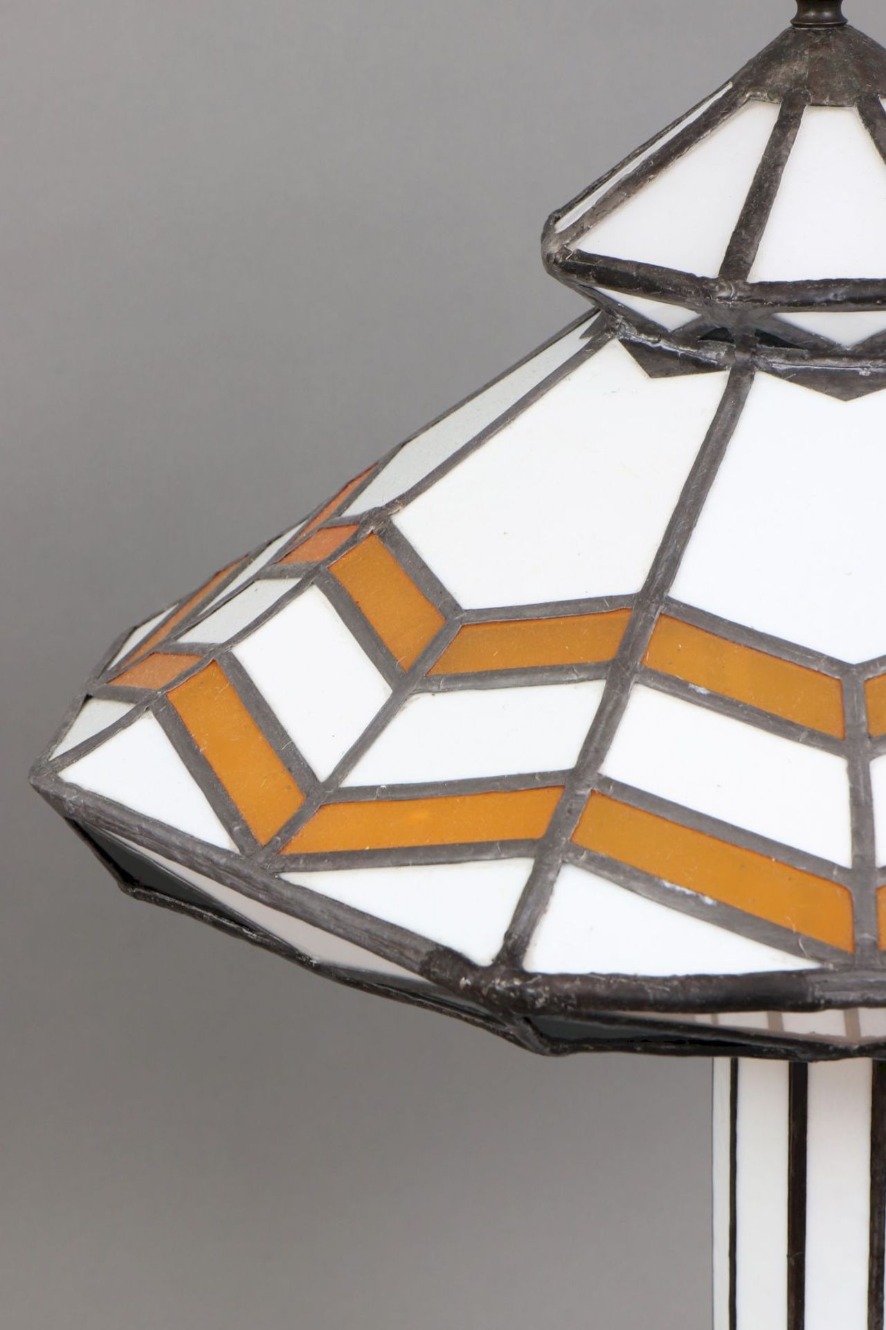 Tischlampe im Stile des Art Deco - Bild 2 aus 3