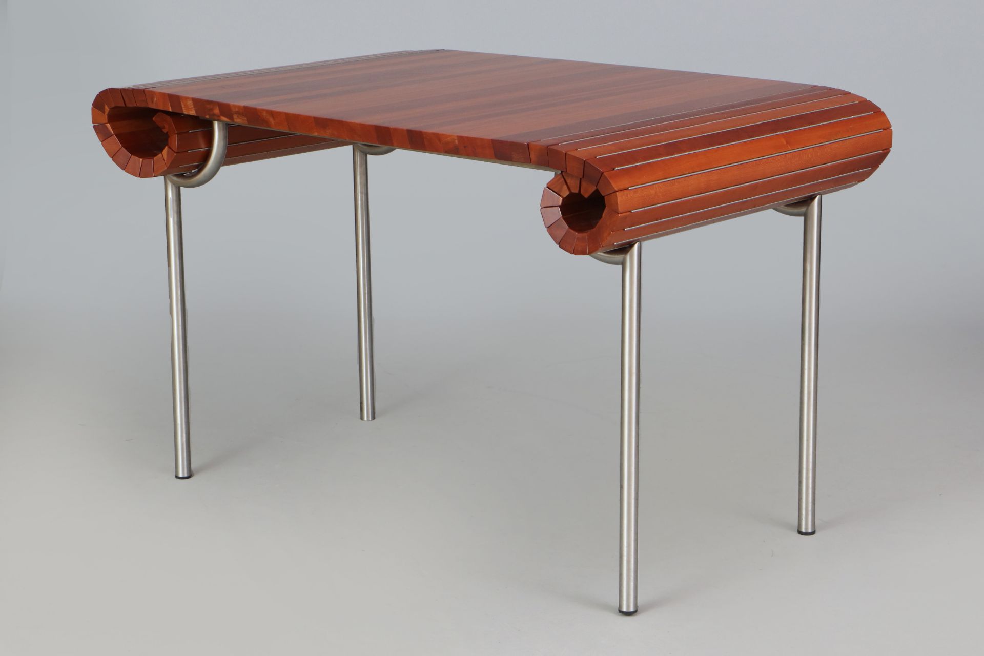 Nynke van VLIET Tisch ¨Roll-top table¨ - Image 2 of 4