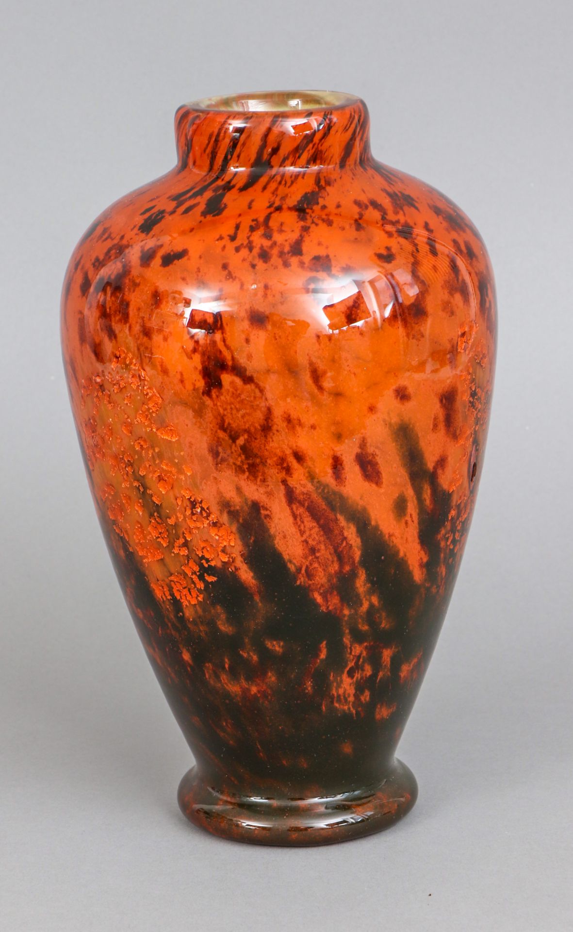 DAUM (Nancy) Vase