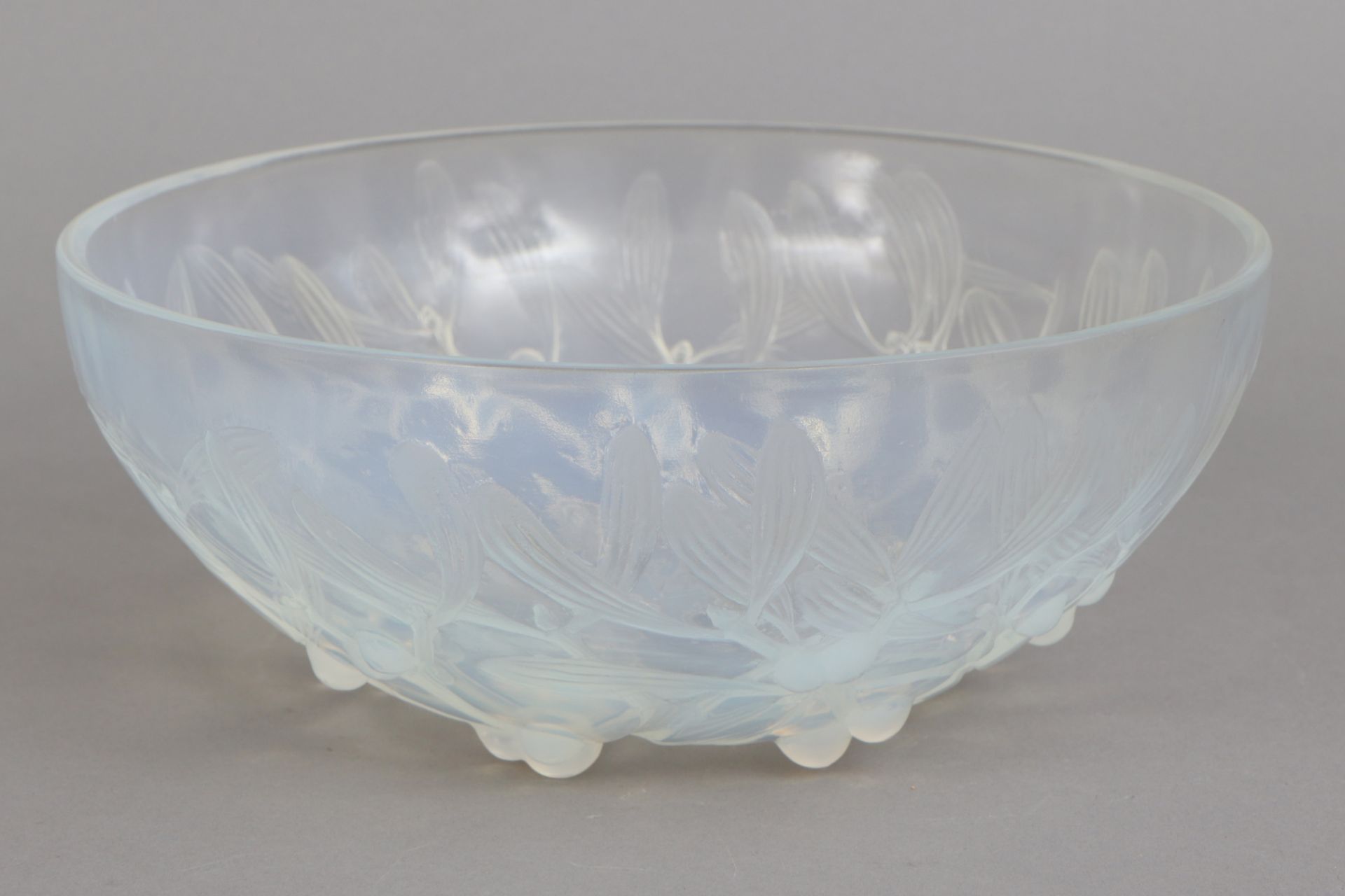 RENÉ LALIQUE (1860-1945) Glasschale ¨Misteln¨