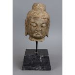 Asiatischer Buddha-Kopf