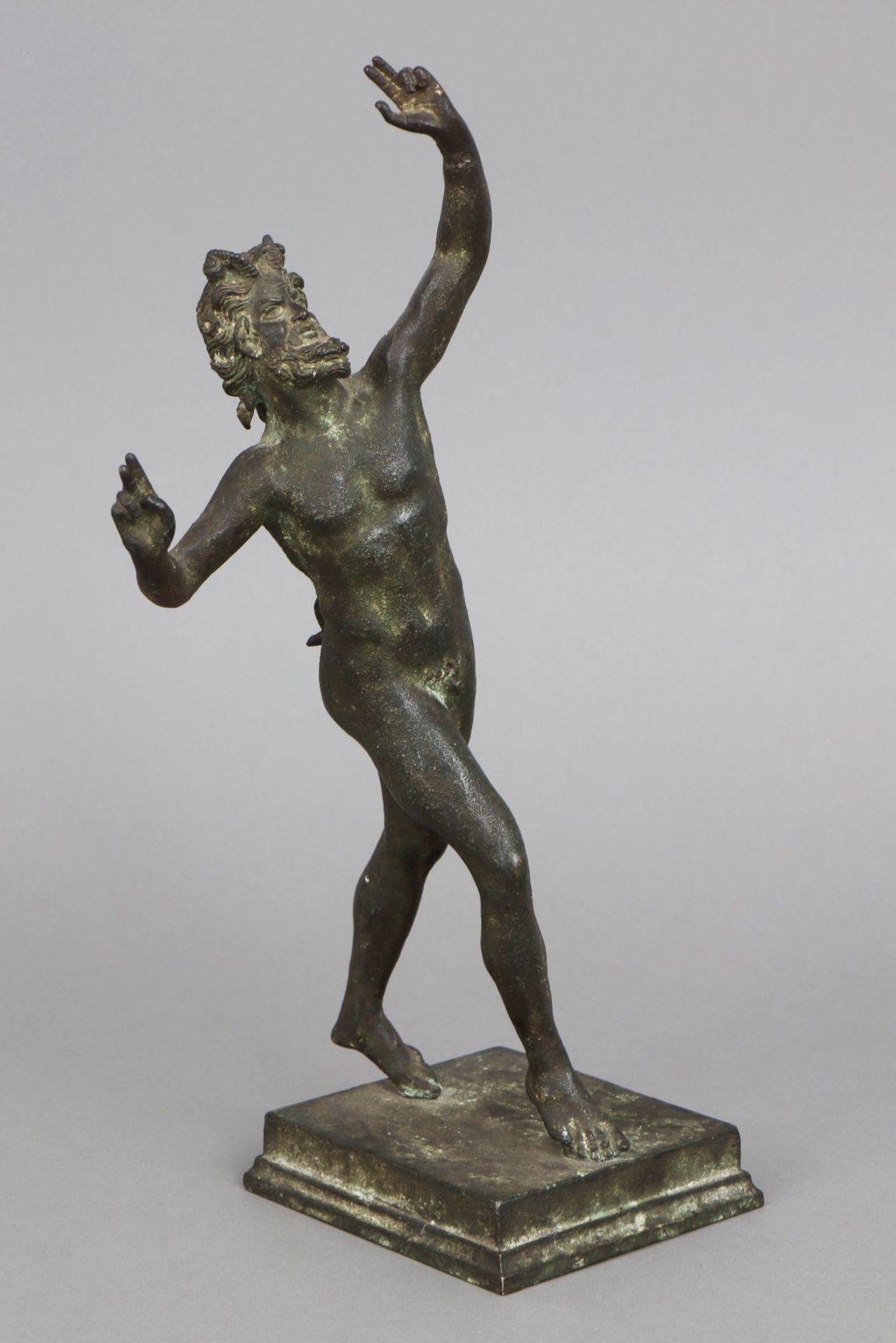 Bronzefigur ¨Tanzender Faun¨ nach antikem Vorbild (aus der Casa del Fauno, Pompeji)