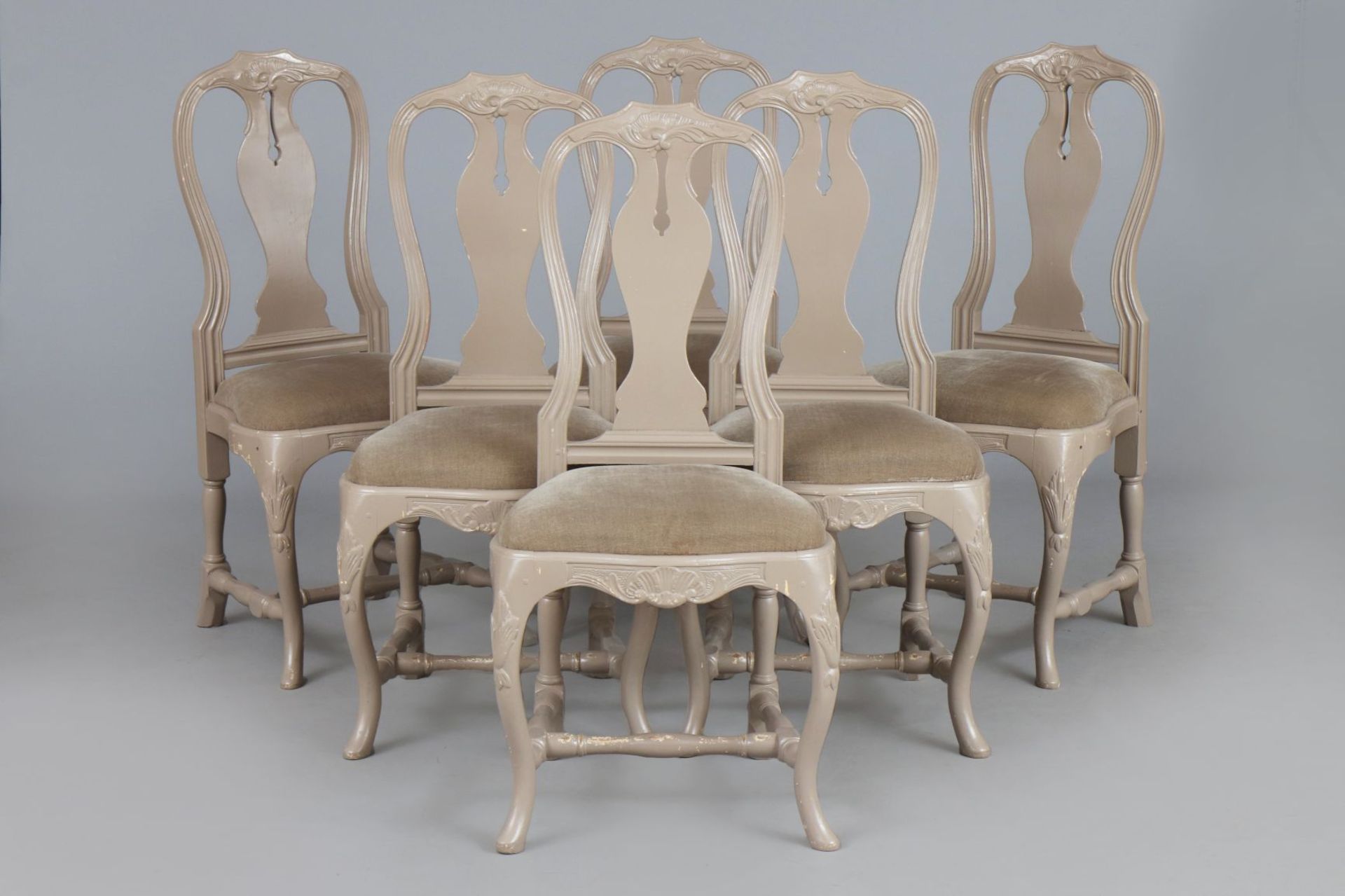 6 Ess-Stühle im Stile des schwedischen Barock