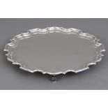 Silber Salver (Tablett auf Füßen)