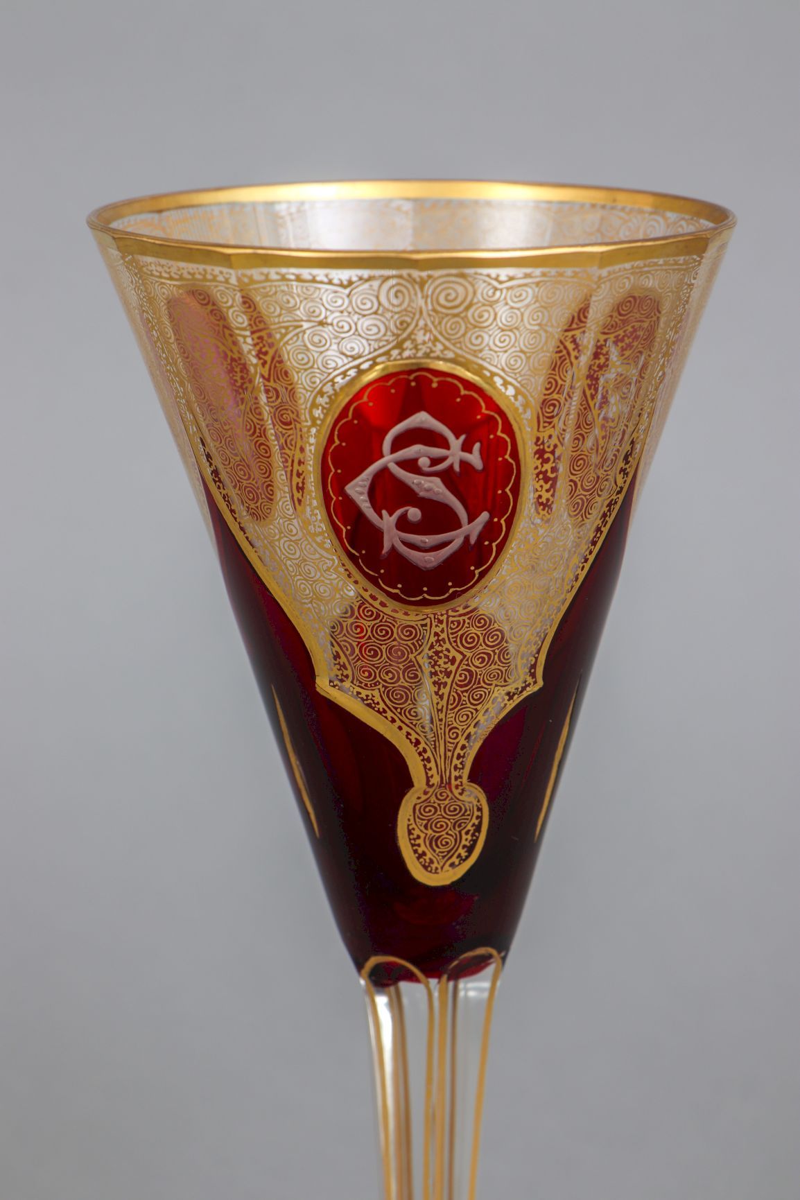 Böhmisches Pokalglas ¨Facon de venise¨ - Image 2 of 3