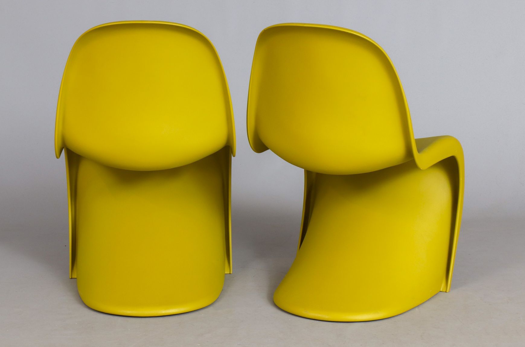4 VITRA Verner PANTON ¨Panton chairs¨ - Image 2 of 3
