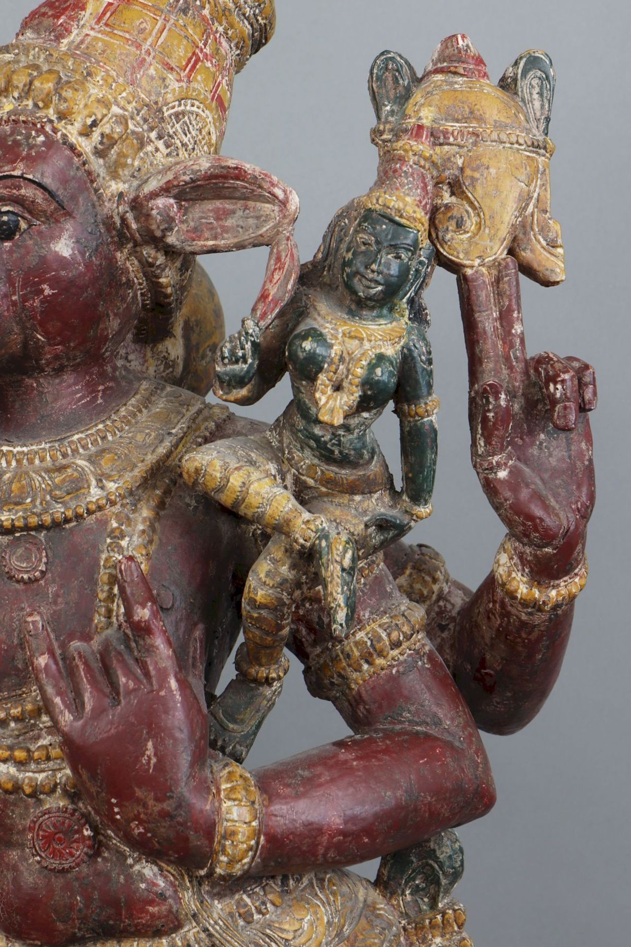 Indische Holzschnitzfigur der Gottheit Nandi (Reittier Shivas) - Image 4 of 5
