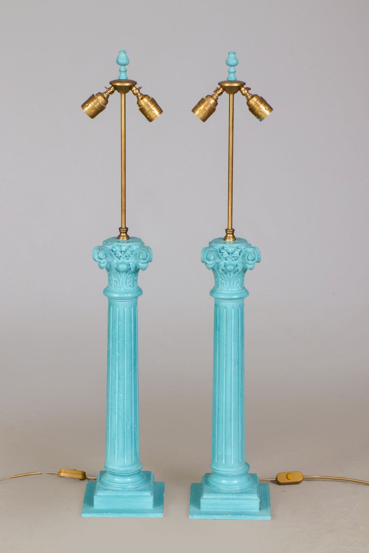Paar Tischlampen in Säulenform