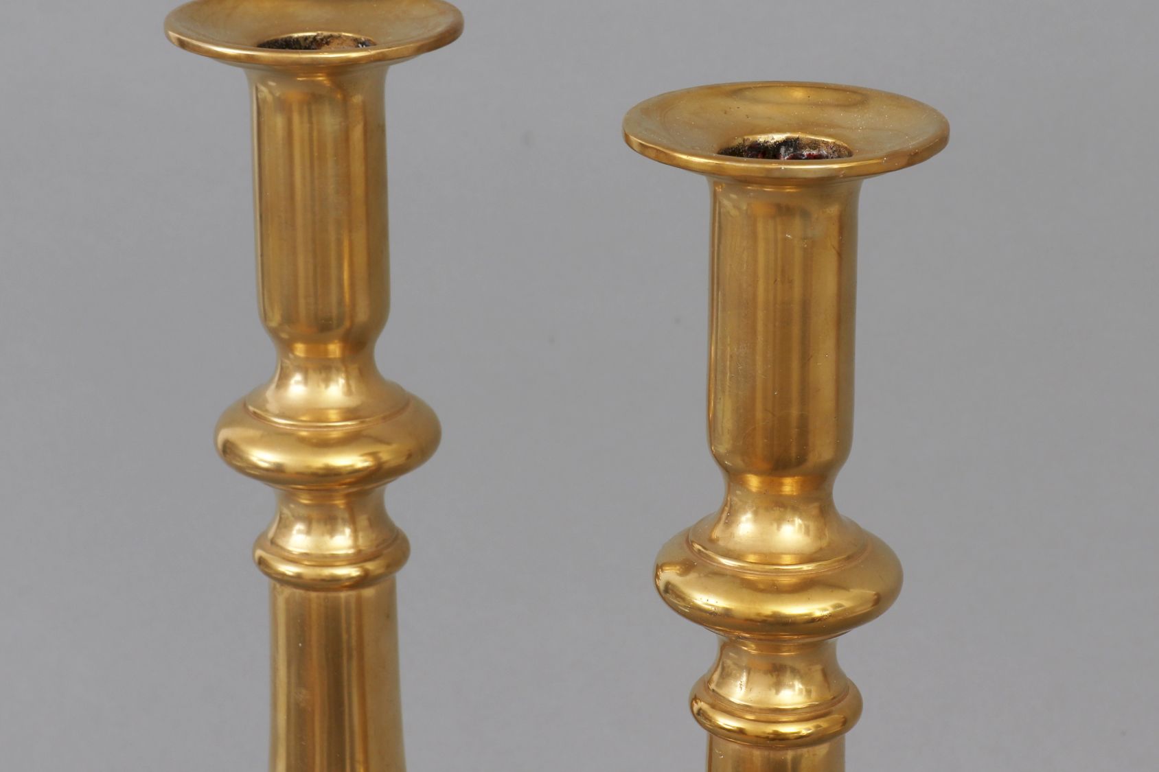 Paar Bronze Kerzenleuchter - Image 2 of 3
