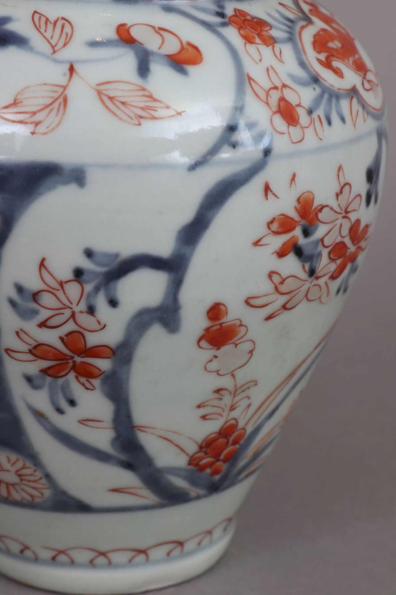 Japanische Imari-Porzellanvase - Image 3 of 5