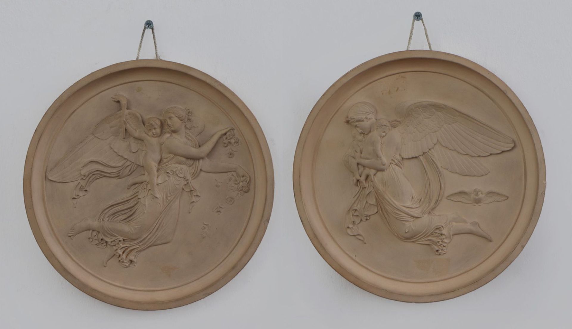 Paar Reliefplatten mit allegorischen Motiven ¨Tag und Nacht¨