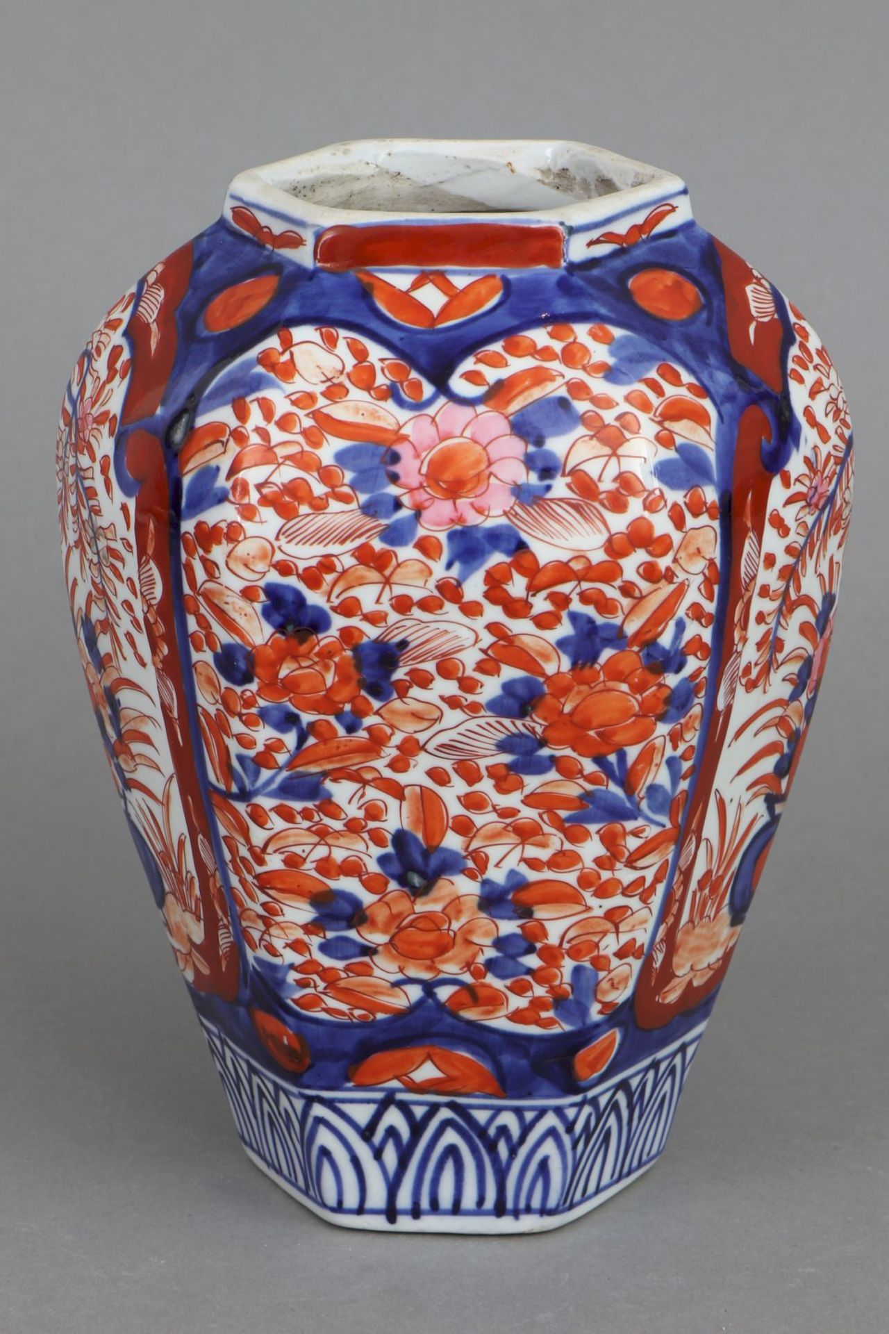 Japanische Imari-Porzellanvase - Image 2 of 5