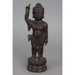 Chinesische Bronzefigur ¨Buddha als Kind¨