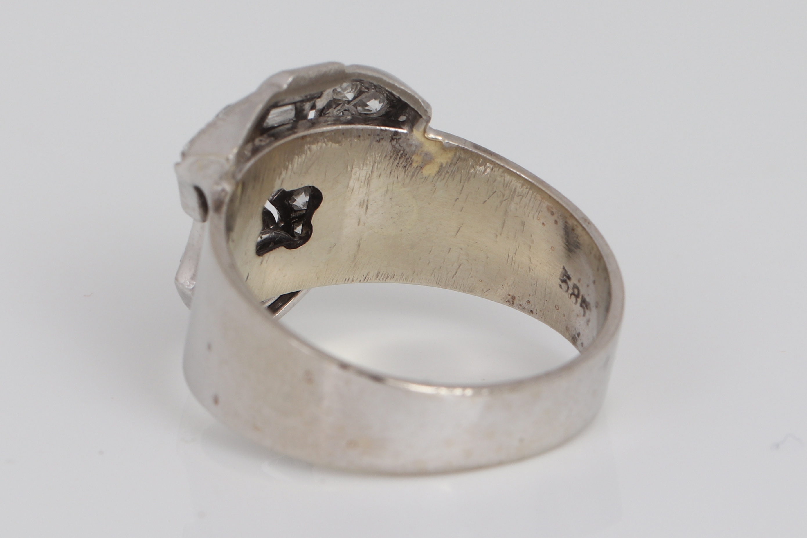 Art Deco Ring - Image 3 of 4