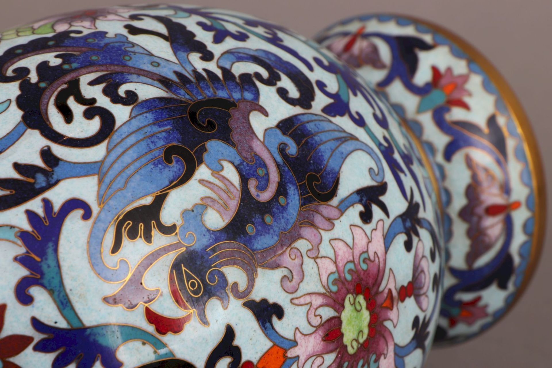 Chinesische Cloisonné-Vase - Bild 5 aus 5