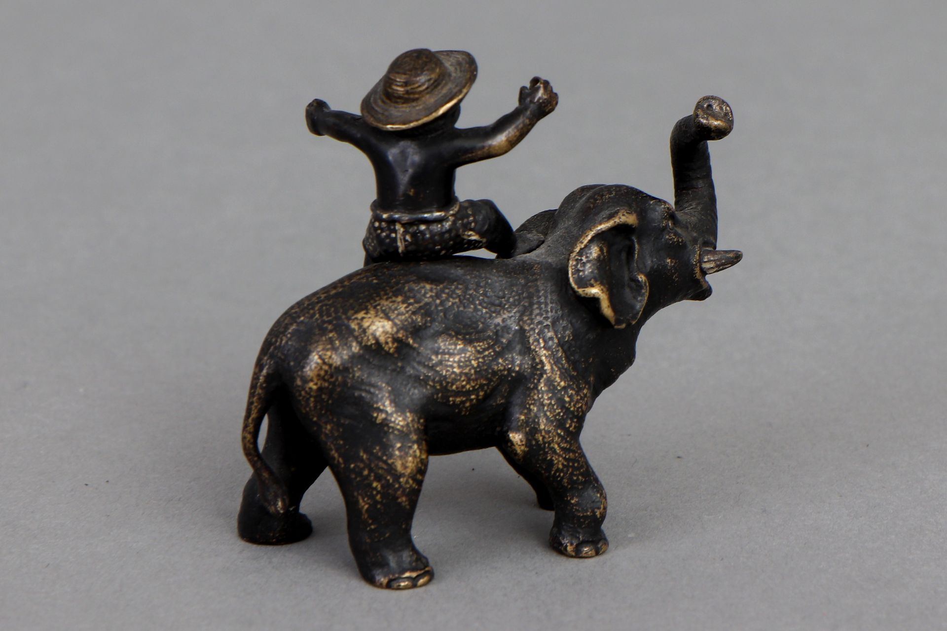 Kleinbronze im Wiener Stil ¨Ritt auf Elefant¨ - Image 2 of 2